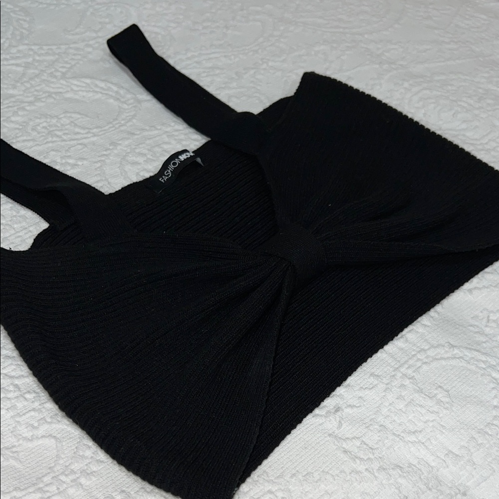 Fashion Nova Elegant Black Bow Crop Top
